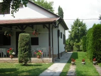 RГіzsa nyaralГіhГЎz