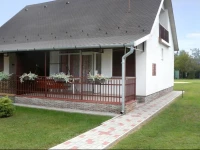 Holiday home Balatonfenyves 6
