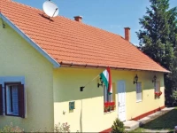 Holiday home MunkГЎcsy Utca-Balatonfenyves