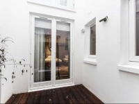 Pont Street Apartment