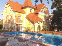Г‰den Villa CsalГЎdi ApartmanhГЎz