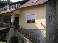 Emma VendГ©ghГЎz