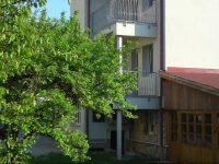 Tip-Top Apartmenthouse