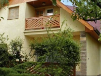 Three-Bedroom Apartment Balatonlelle near Lake