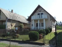 Trixi VendГ©ghГЎz