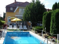 Apartment in Balatonszarszo with Four-Bedrooms 1