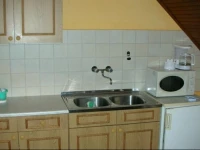 Pipacs VendГ©ghГЎz