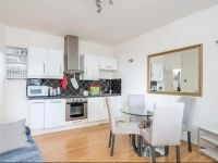 Paddington Apartment