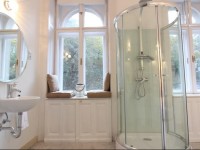 Balance Green Door 7