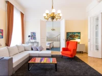 Elegant & Stylish Apartment city center