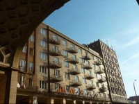 Exclusive colourful flat in the city