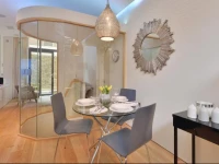 Still Life Trafalgar Square