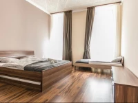 Gorgeous Center Apartment