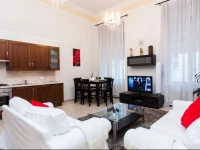 Holiday City Apartments