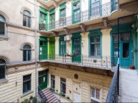 KirГЎly Modern Home