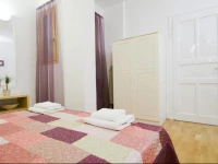 Lazar Flower Cozy Apartments