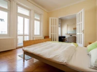 Parliament Panorama Apartment