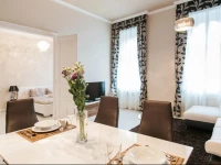 Parliment Luxury Apartment