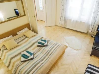 Piano POP Apartments