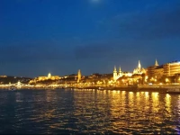 River`s Crown Apartment