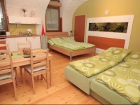 Szent Istvan - Green