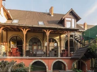 LegГЎnyi ApartmanhГЎz