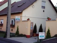 Vass VendГ©ghГЎz