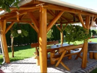 NapfГ©ny Apartman Г©s VendГ©ghГЎz