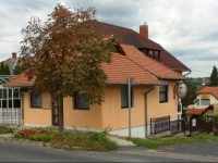 Friends Villa Apartments