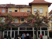 HГјrkecz ApartmanhГЎz