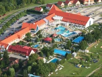 Two-Bedroom Villa KehidakustГЎny 4