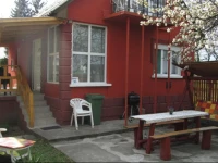 CseresznyГ©s VendГ©ghГЎz