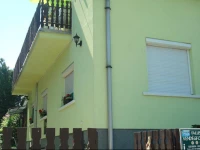 Elizabeth VendГ©ghГЎz