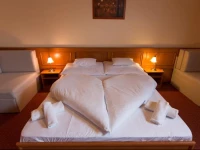 SzinbГЎd PanziГі Г©s Г‰tterem