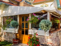 Г–tГ¶sfogat PanziГі