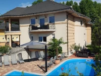 Villa Riccardo & Pool