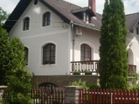 Eszter VendГ©ghГЎz