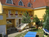 Weinberger VendГ©ghГЎz