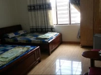Duc Phu Tam Hostel