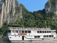 Halong Party Cruises