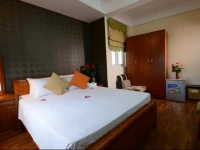 Madam Moon Guesthouse 2