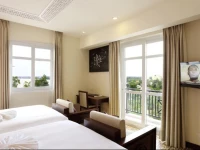 Royal Riverside Hoi An Hotel 4*