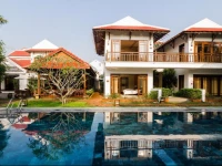 Riverside Bamboo Resort