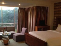 A25 Hotel Saigon ParkView - 251 Hai Ba Trung