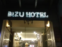 Bizu Hotel District 1 2*