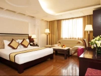 Roseland Point Hotel