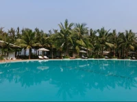 Lang Co Beach Resort