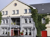 Jacksons Hotel & Leisure Centre