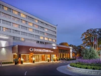 DoubleTree by Hilton Dublin Burlington Road
