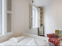 Temple Bar, Essex Street, Apartments